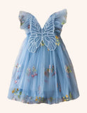 Kleid mit Blumen- und Schmetterlingsstickerei