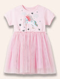 Kleid aus Tüll mit fliegender Einhorn-Applikation und Pailletten
