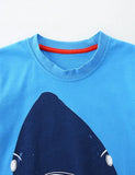T-shirt a maniche corte con stampa squalo