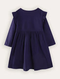 Süßes, mit Pony besticktes, langärmliges Kleid